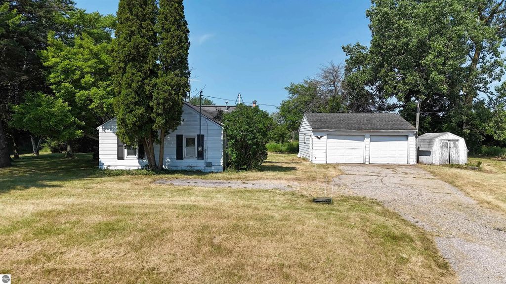 3126 W Remus Road, Mt Pleasant