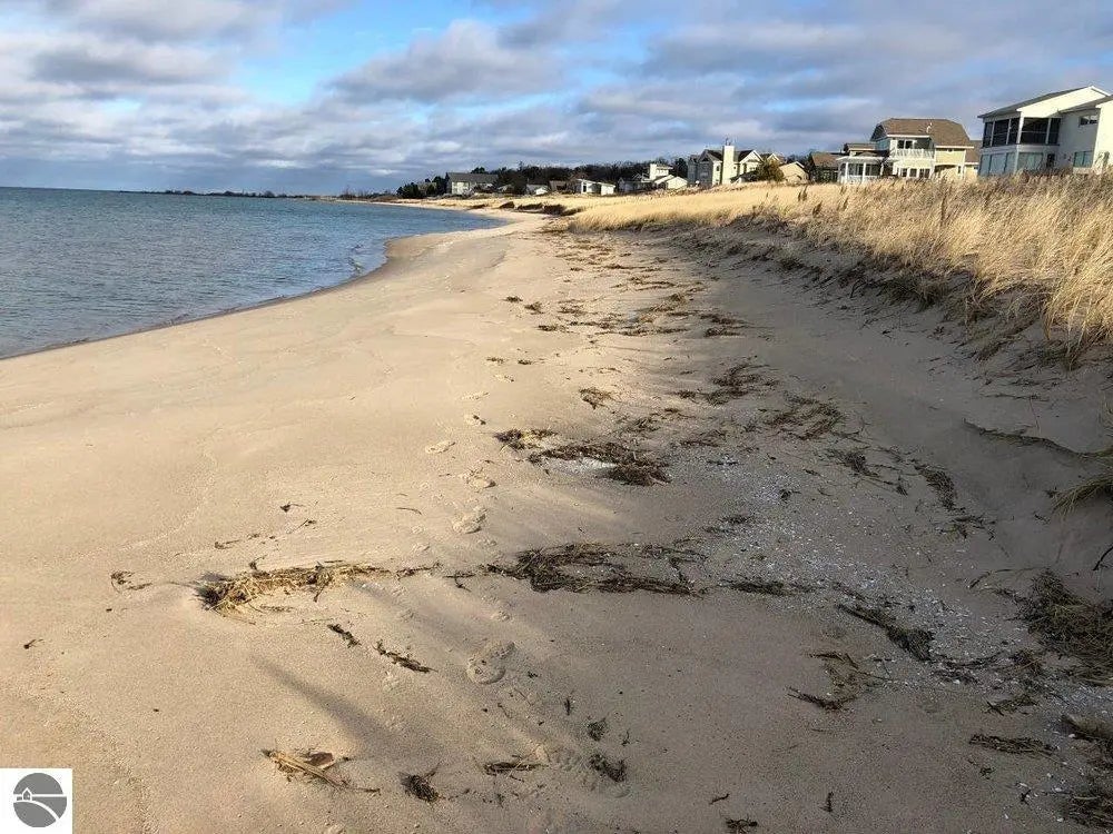 14619 N Cathead Bay Drive, Northport