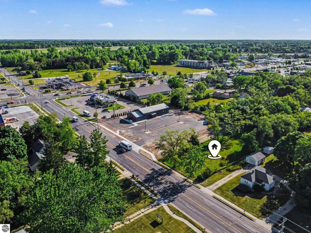 2129 S Isabella Road, Mt Pleasant
