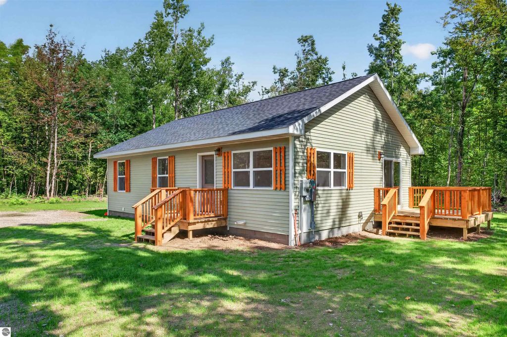 3509 North Point Drive, Gaylord
