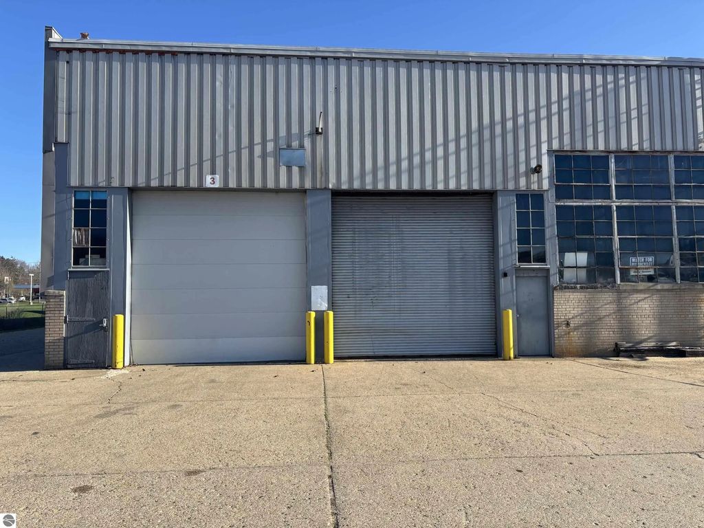 711 W Pickard Street, Mt Pleasant