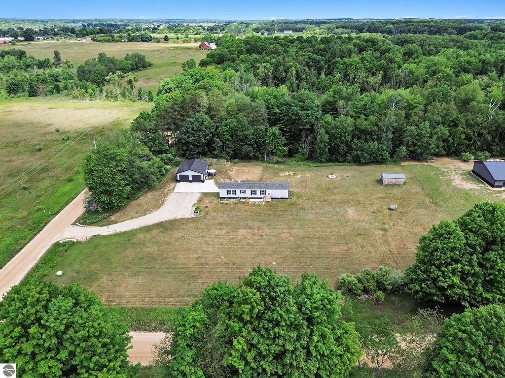 8985 S Fordyce Road, Shepherd