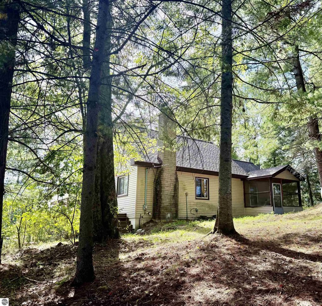 7224 E Stoney Corners Road, Falmouth