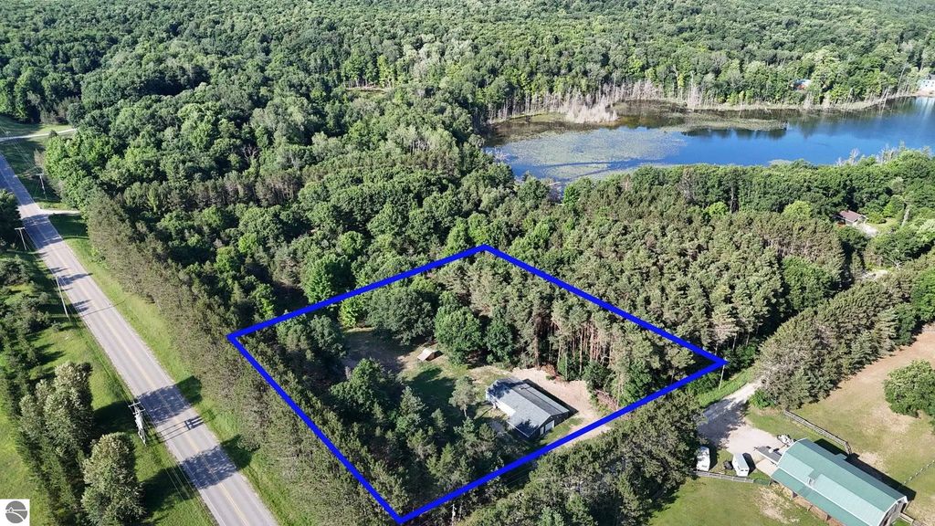 16963 Parcel A Gray Heirs Road, Lake Ann