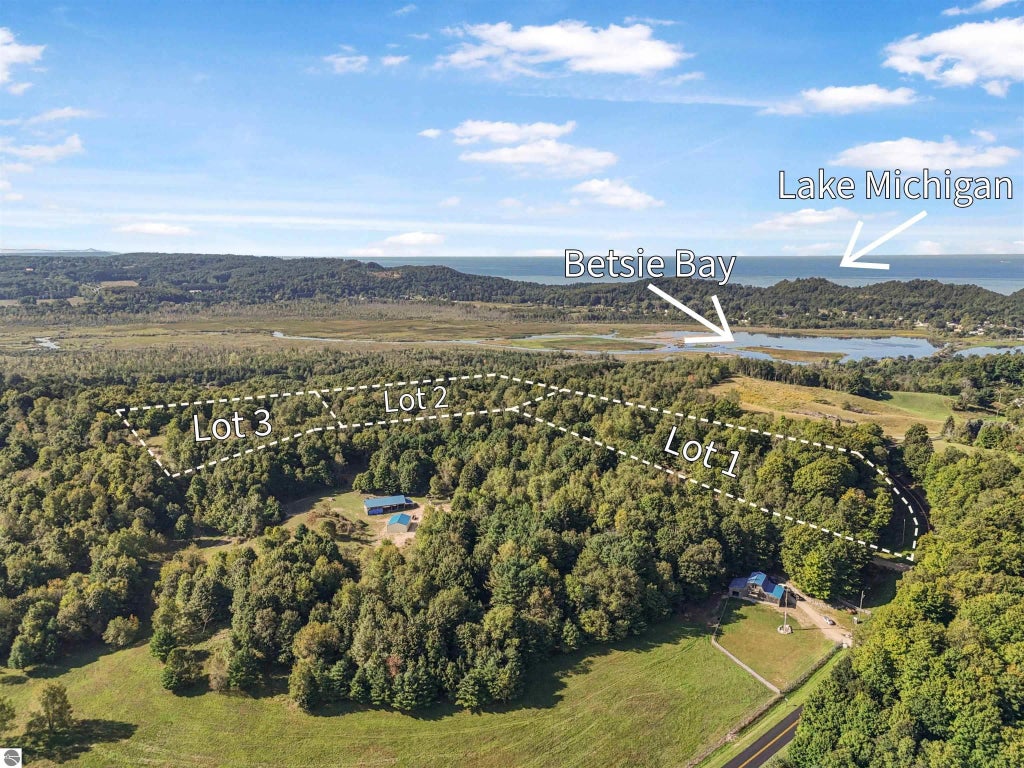 00-1 Carlson Road, Frankfort