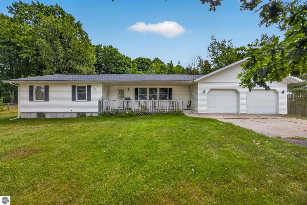 911 Scott Drive, Cadillac