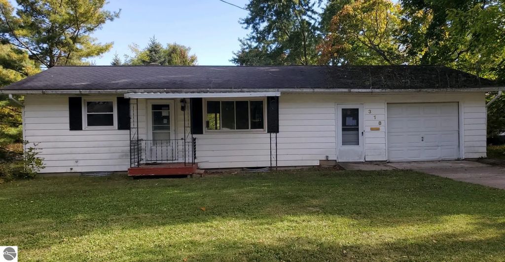 318 N Stewart Avenue, Fremont