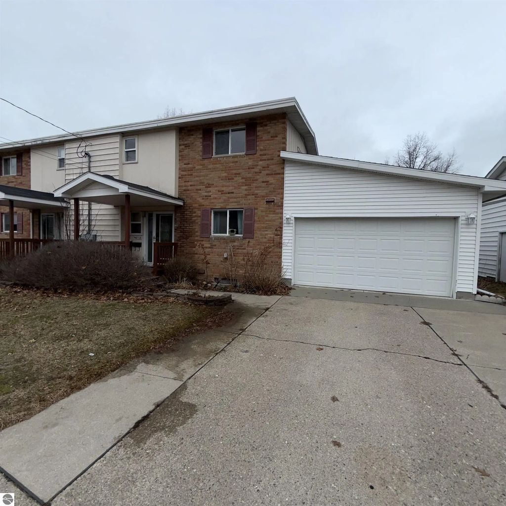 9403 B 6th Street, Oscoda