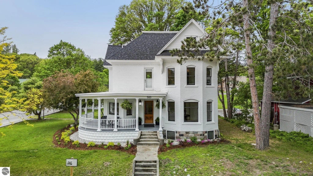 503 N Bridge Street, Bellaire