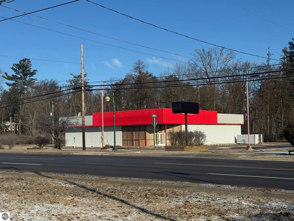 1200 W Houghton Lake Drive, Prudenville