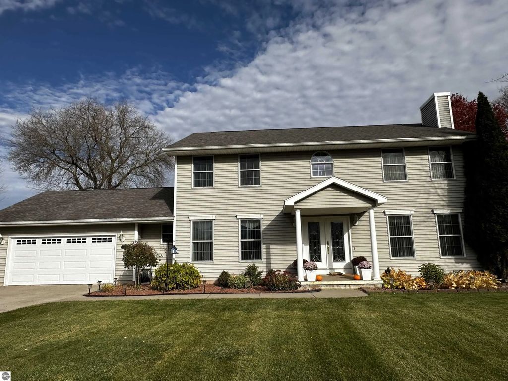 3021 Brittany Drive, Mt Pleasant