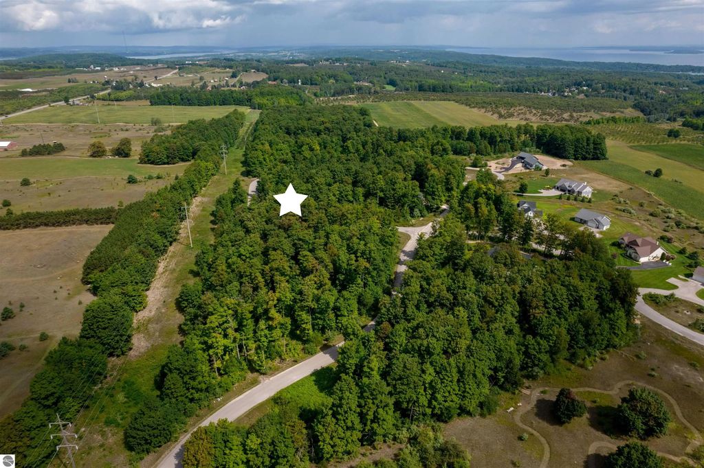 8271 E Boca Vista Trail, Traverse City