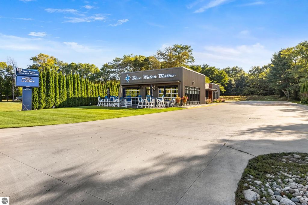 11921 S East Torch Lake Drive, Alden