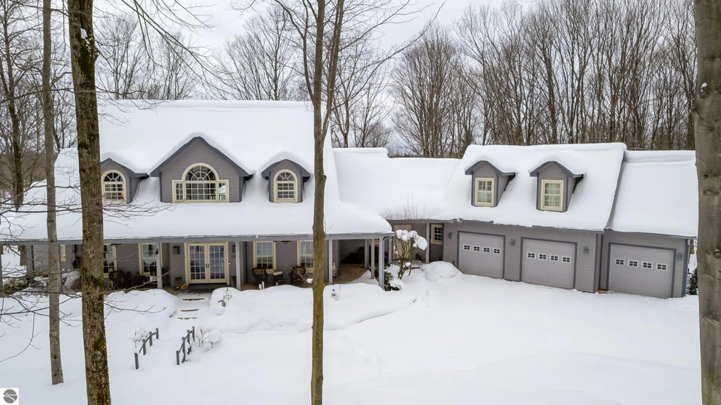 11511 Mountain Woods Drive, Thompsonville