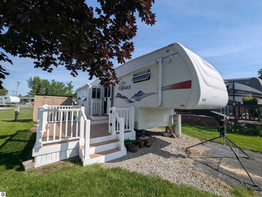 3675 E Michigan Avenue, Au Gres