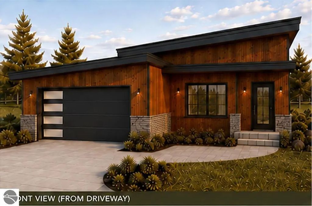 29 Tribeca Court, Traverse City