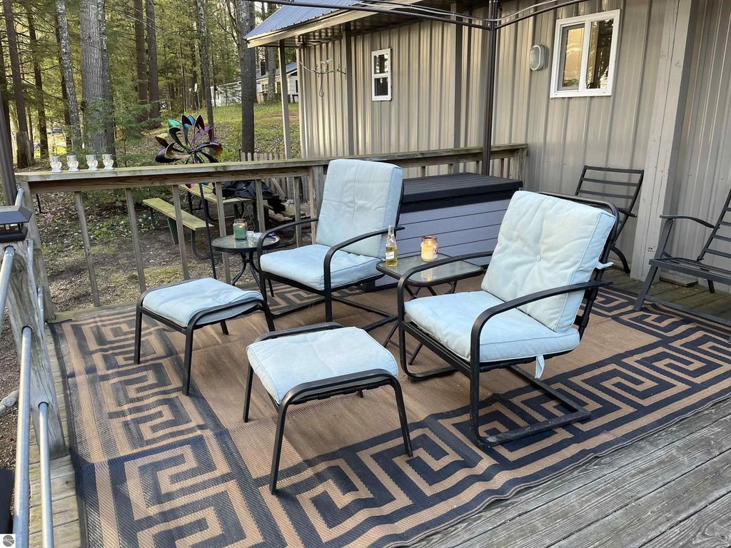 1158 East Lake Drive, Kalkaska