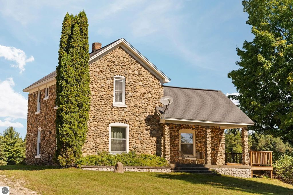 6600 Sw Inman Road, Fife Lake
