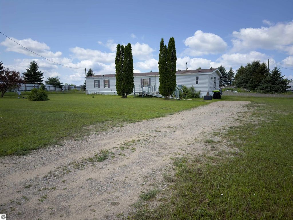 3205 Dobleski Road, Elmira