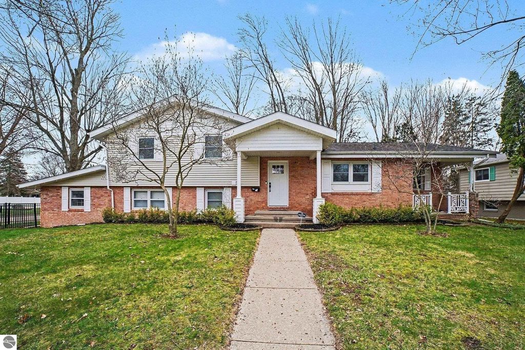 1320 E Lincoln, Mt Pleasant