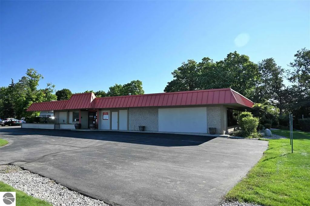 2240 South Airport Road Suite E, Traverse City