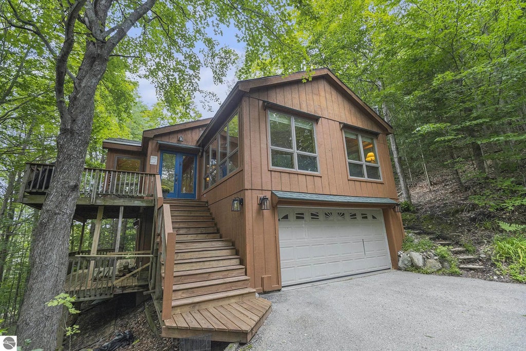 13005 S Partridge Run Drive, Traverse City