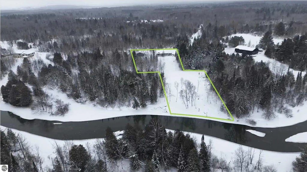 3681 Riverview Road, Manton