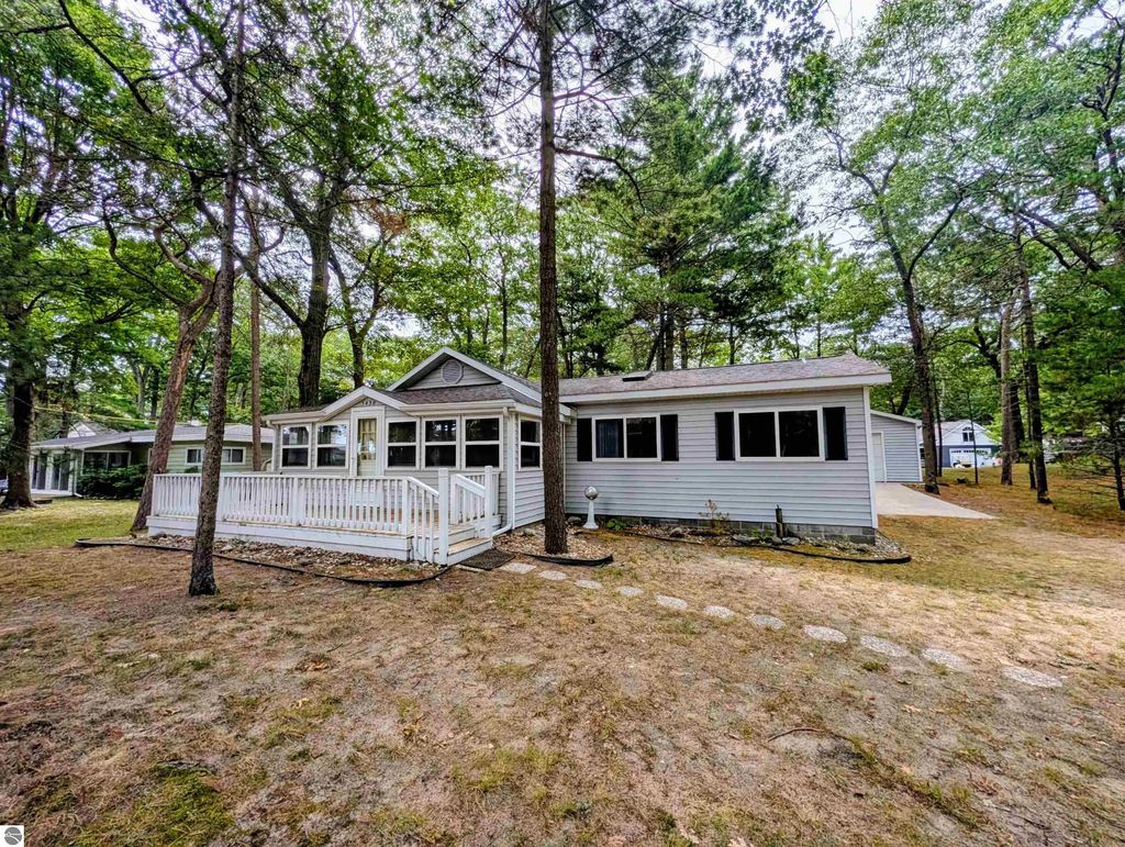 5430 E 9th Street, Au Gres
