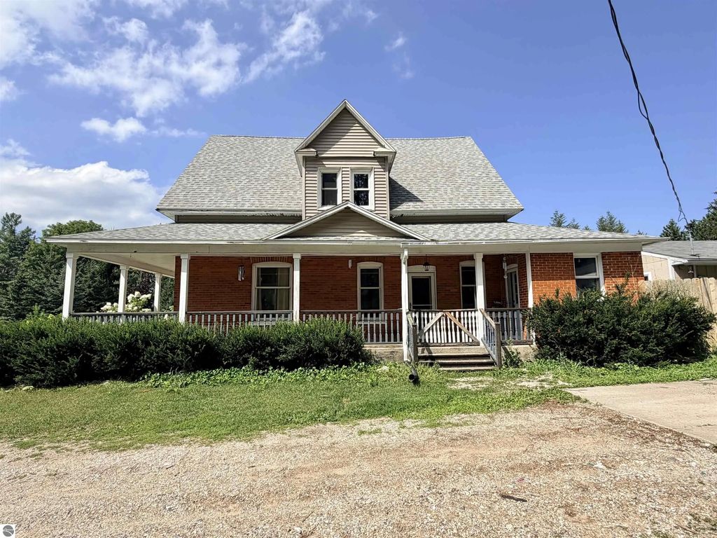 10891 S Lucas Road, McBain