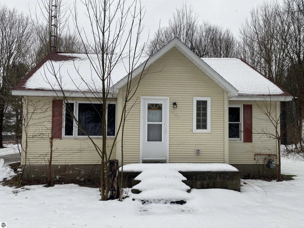 3057 Lynn Street, Boyne Falls