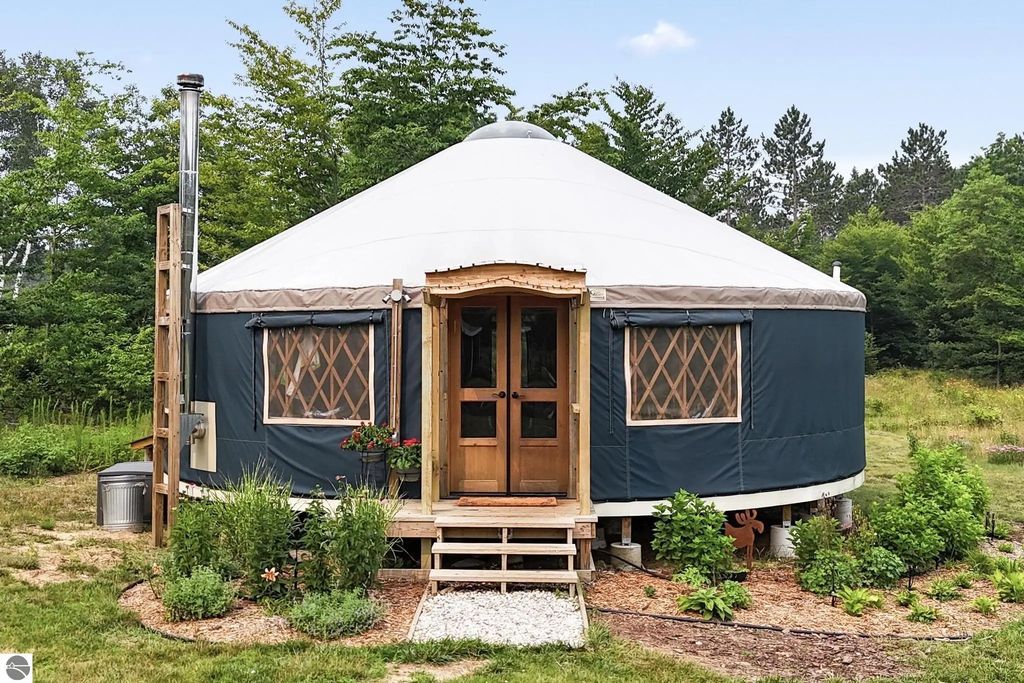 6287 Ingersoll Road Sw, Fife Lake