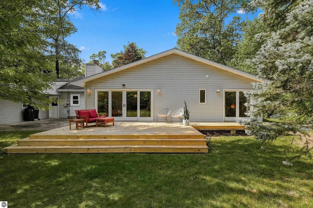 539 Terrace Drive, Traverse City