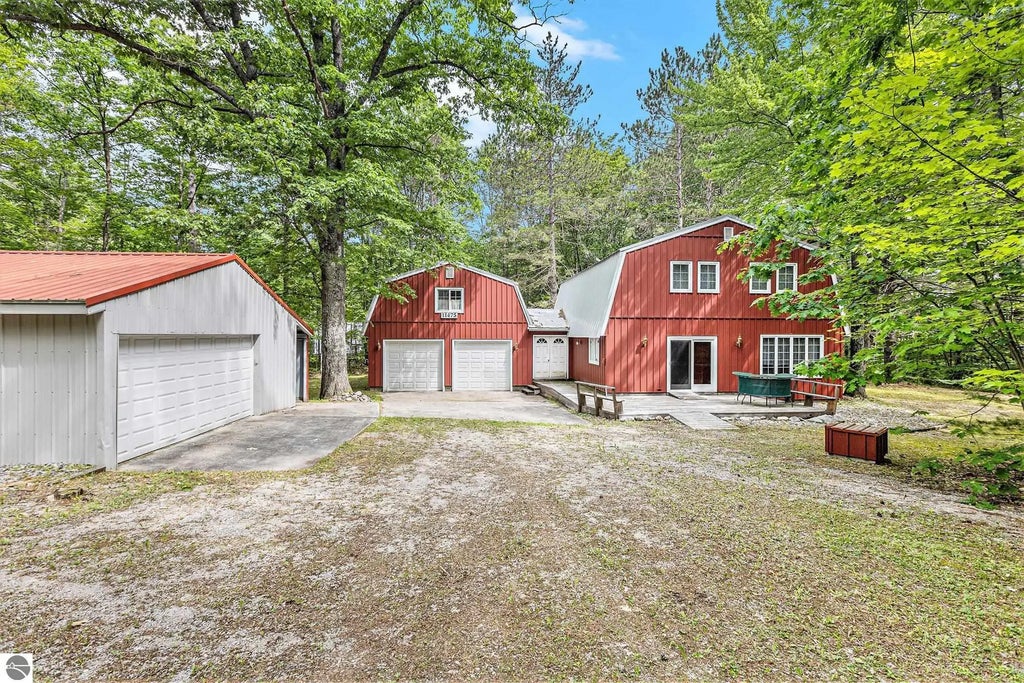 11475 Ne Lakeview Drive, Kalkaska