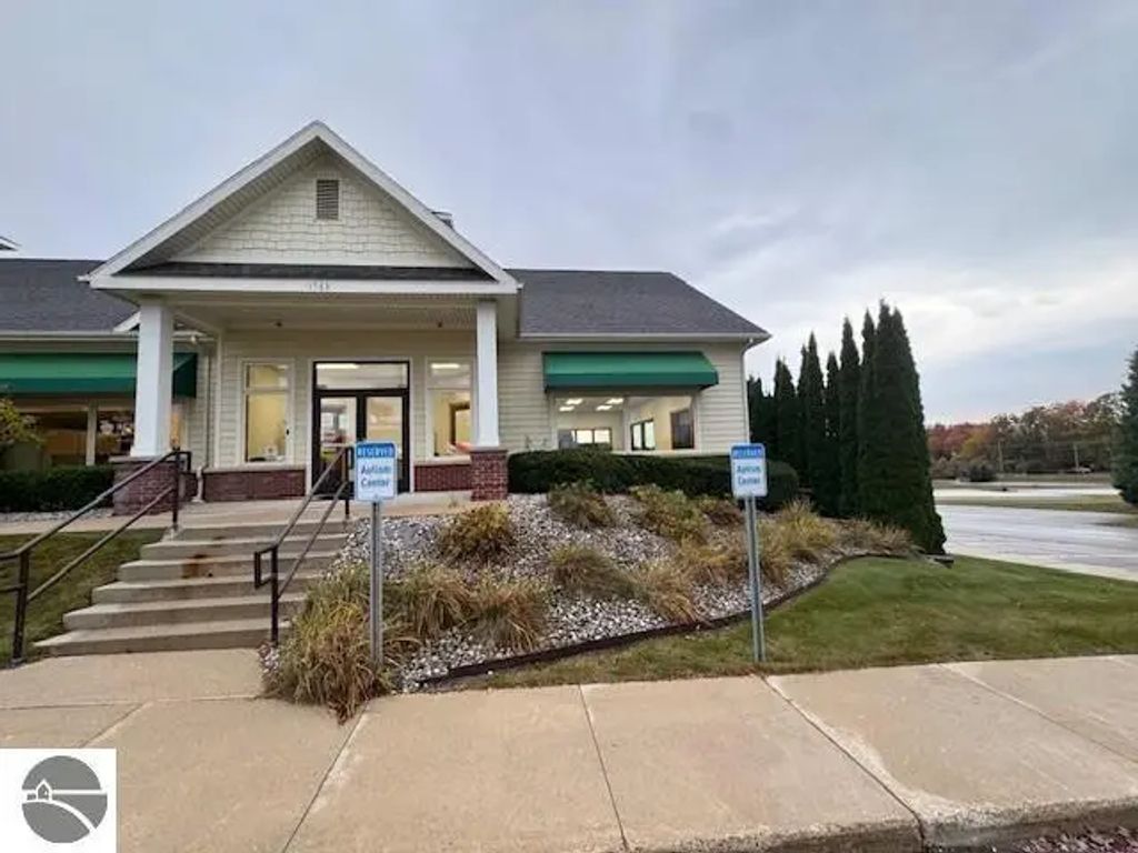 1363 Douglas Drive 21 F, Traverse City