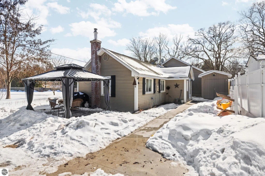 424 W Sixteenth Street 1, Traverse City