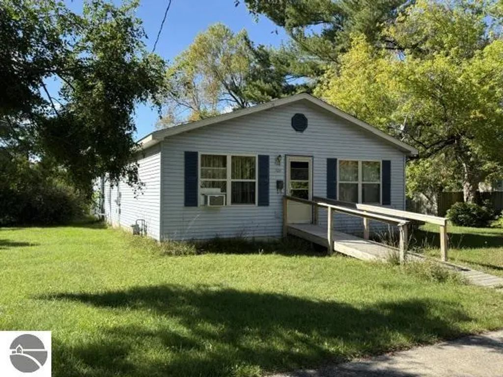 709 Linden Street, Cadillac