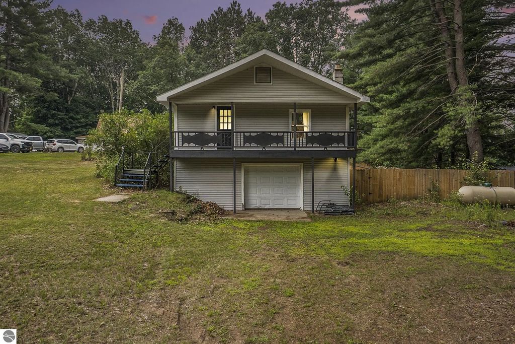 4331 W Stevenson Lake Road, Lake