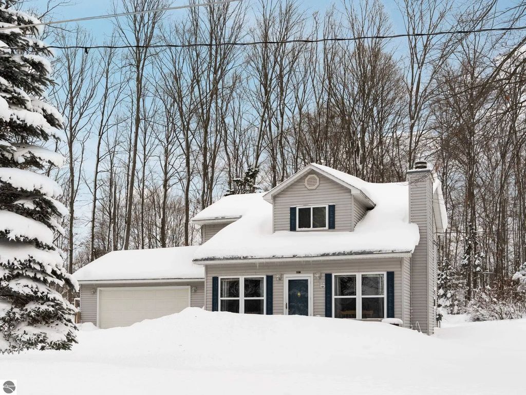 4972 E Shore Drive, Kalkaska