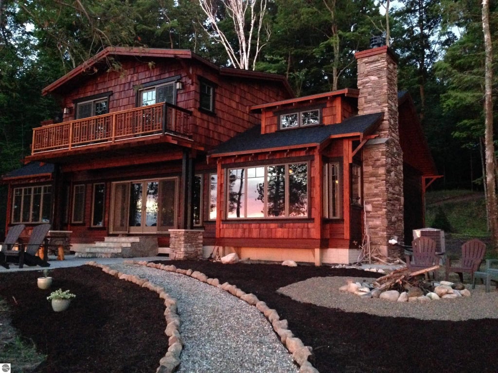 11720 Easy Street, Kewadin