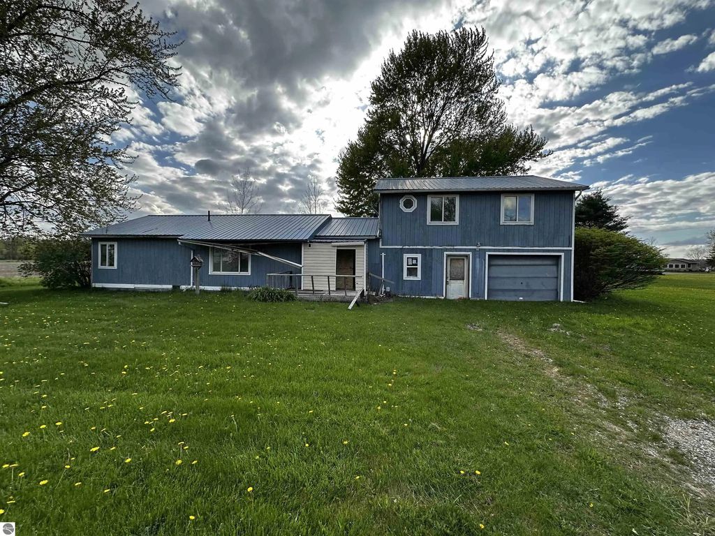 8753 N Chippewa  Road, Coleman