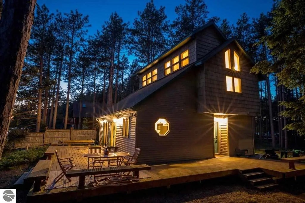 26738 Whitetail Trail, Beaver Island