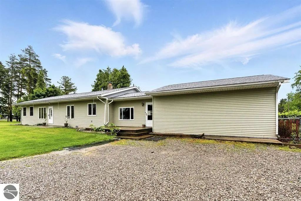 534 S Main Street, Au Gres