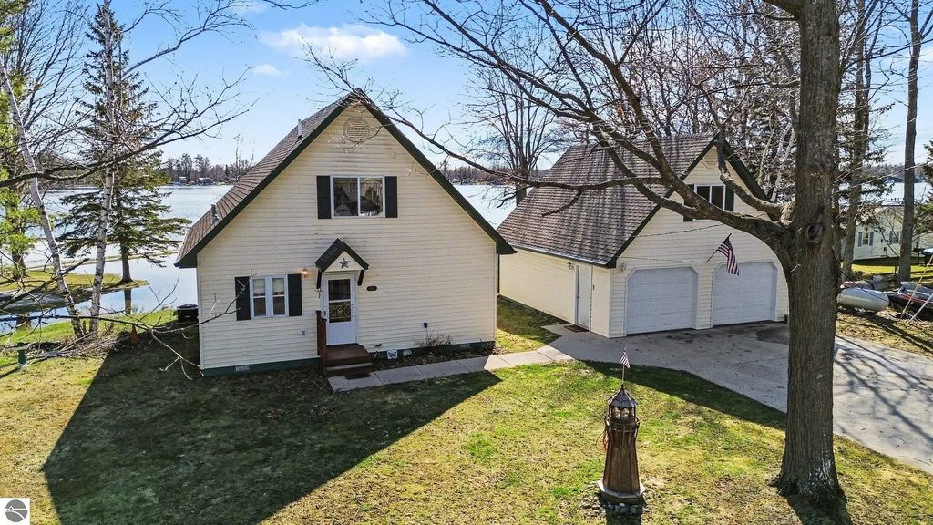 5986 Birchwood Drive, Hale
