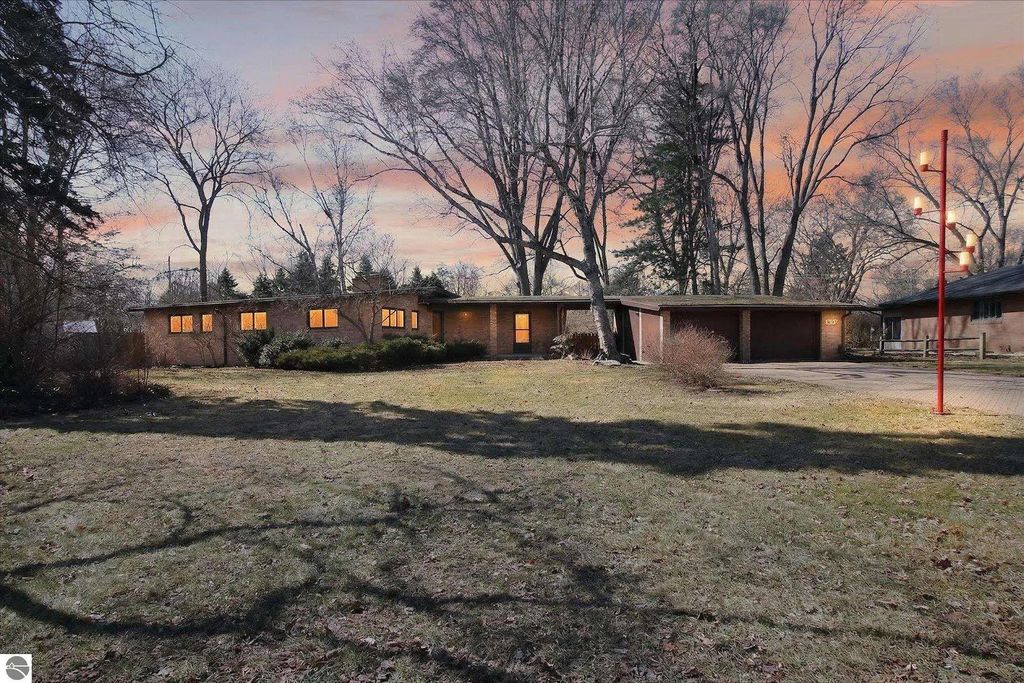 1307 Helen Street, Midland