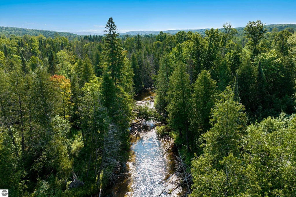 Aero Park Drive, Bellaire