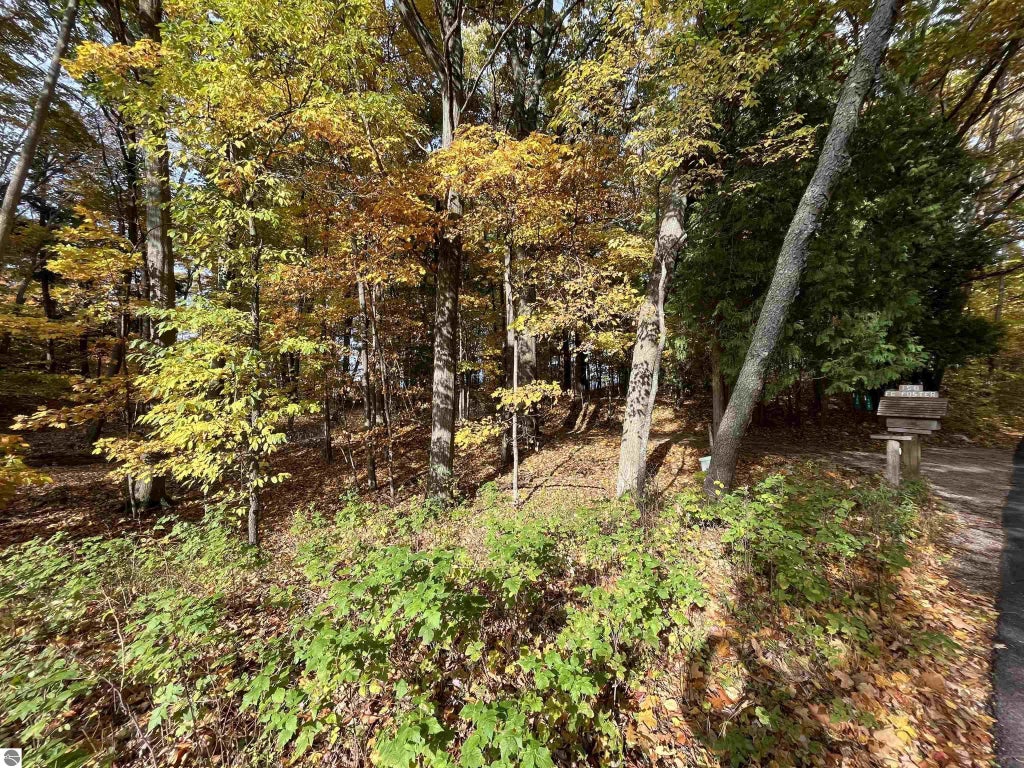 7 Beach Road, Frankfort