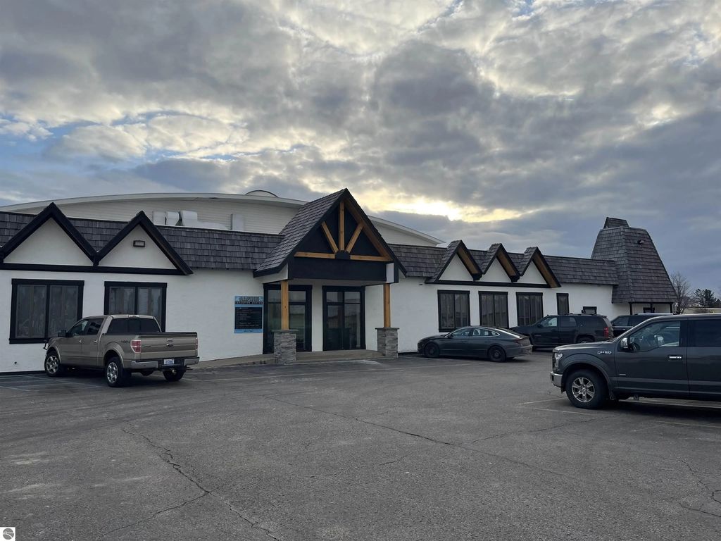 400 W Main Street 205, Gaylord