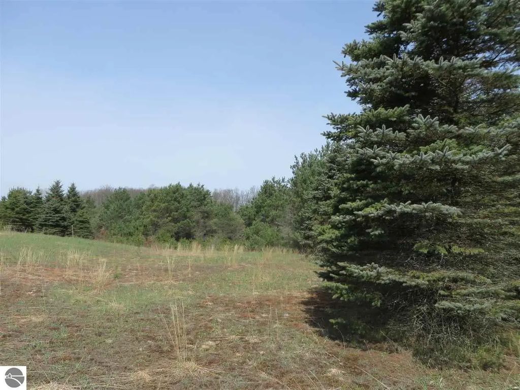 3 Spruce Hollow Trace, Fife Lake