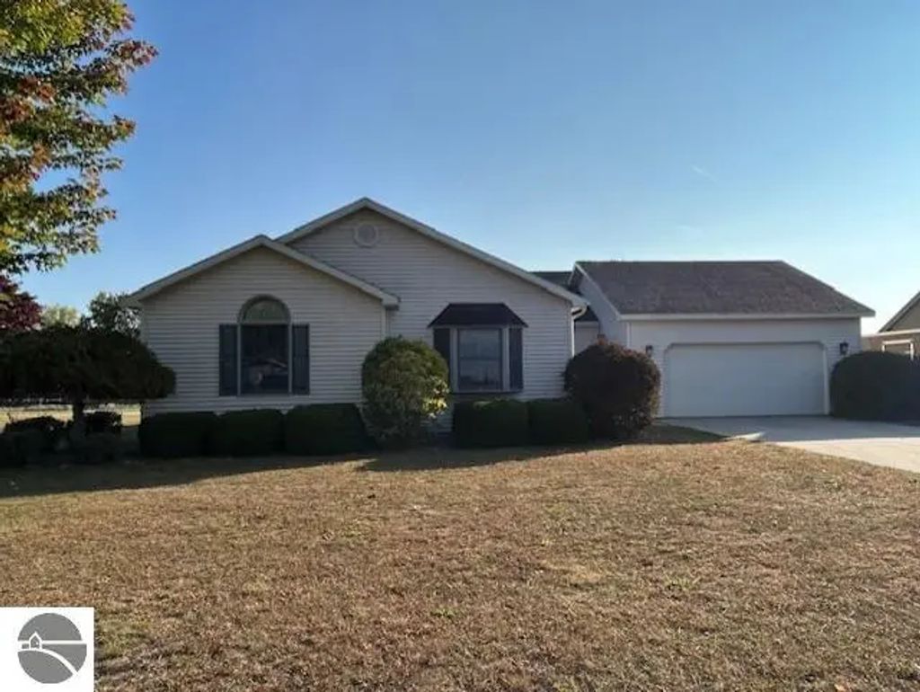 2899 Midshipman Drive, Au Gres