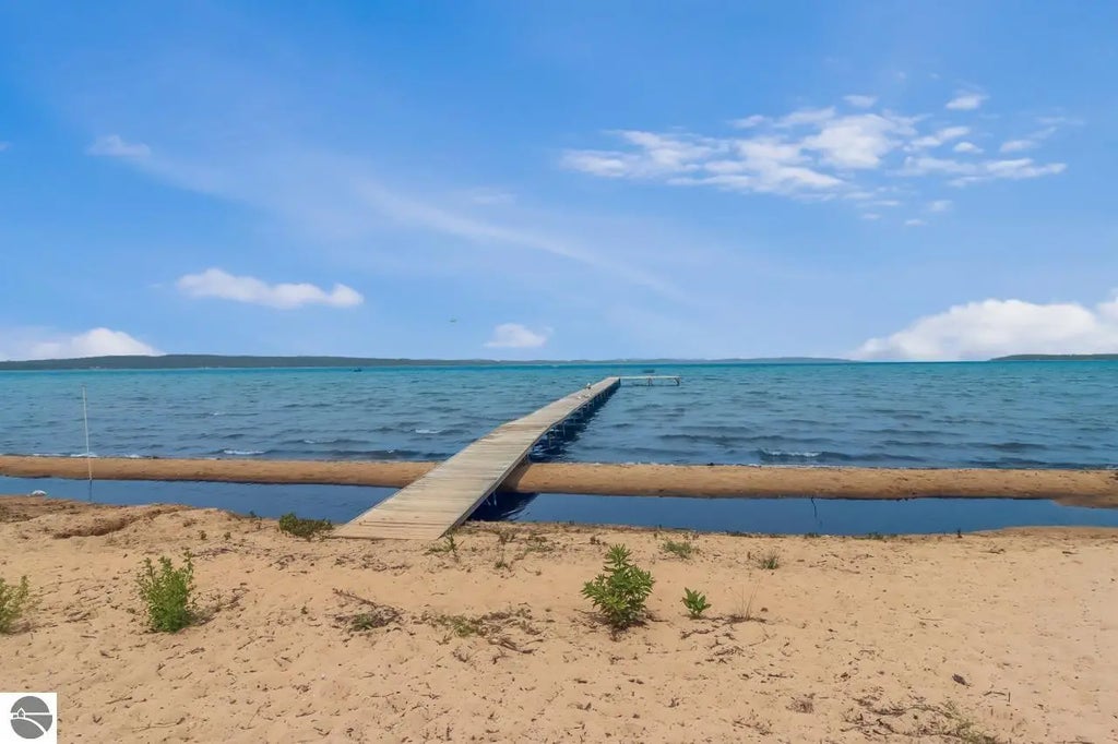 2175 N Us-31 N, Traverse City